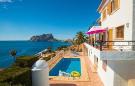 4 dormitorio villa en Calp, España. 4 100 €  por semana