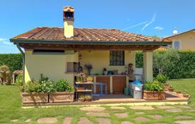 11 dormitorio villa en Massarosa, Italia. 1 500 000 €