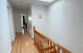 11 dormitorio casa de pueblo en Scarborough, Canadá. C$1 926 000