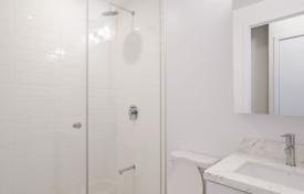 2 dormitorio piso en Yonge Street, Canadá. C$1 057 000