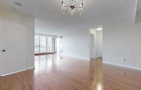 6 dormitorio piso en Scarborough, Canadá. C$713 000