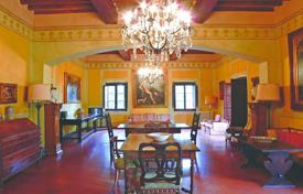 50 dormitorio villa en Montespertoli, Italia. Price on request