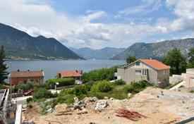 Terreno en Dobrota, Montenegro. 380 000 €