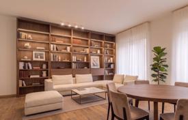 5 dormitorio piso en Milán, Italia. Price on request