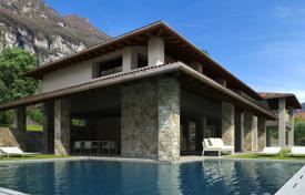 7 dormitorio villa 382 m² en Lago Como, Italia. 1 800 000 €