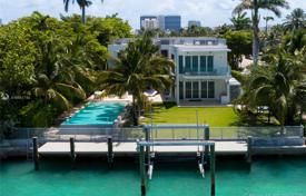 Villa – Bay Harbor Islands, Florida, Estados Unidos. 8 940 000 €