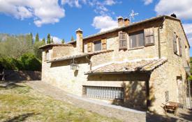 Villa – Montepulciano, Toscana, Italia. 900 000 €