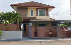 4 dormitorio villa 200 m² en Pattaya, Tailandia. $236 000