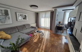 2 dormitorio piso 78 m² en Rovinj, Croacia. 370 000 €