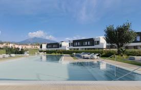 5 dormitorio villa 176 m² en Estepona, España. de 750 000 €