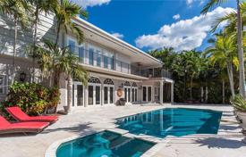 Villa – Fort Lauderdale, Florida, Estados Unidos. $2 799 000
