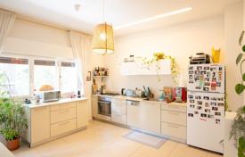 3 dormitorio piso 70 m² en Tel Aviv, Israel. $1 297 000