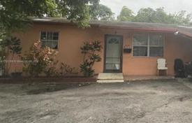 4 dormitorio casa de pueblo 189 m² en Lauderdale Lakes, Estados Unidos. $500 000