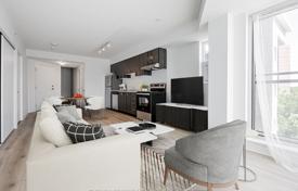 7 dormitorio piso en Scarborough, Canadá. C$772 000