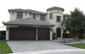 5 dormitorio casa de pueblo 414 m² en Miramar (USA), Estados Unidos. $994 000