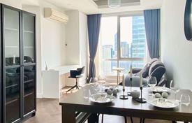 2-dormitorio apartamentos en condominio en Sathon, Tailandia. $207 000