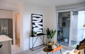 6 dormitorio piso en Etobicoke, Canadá. C$1 087 000