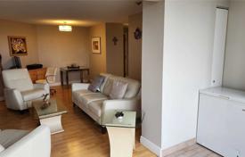 2 dormitorio piso en Etobicoke, Canadá. C$689 000