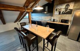 3 dormitorio piso 122 m² en Rijeka, Croacia. 229 000 €