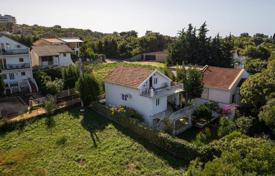 3 dormitorio casa de pueblo 195 m² en Utjeha-Bušat, Montenegro. 289 000 €