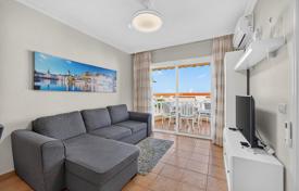 3 dormitorio ático 82 m² en Puerto de Santiago, España. 330 000 €