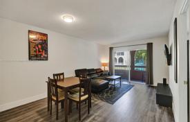 1-dormitorio apartamentos en condominio 66 m² en Miami, Estados Unidos. $285 000
