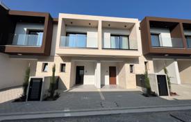 3 dormitorio chalet 109 m² en Pareklisia, Chipre. 392 000 €