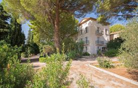 20 dormitorio mansión en Solliès-Pont, Francia. 2 290 000 €