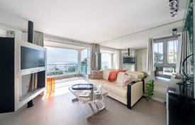 1 dormitorio piso en Cannes, Francia. 373 000 €