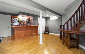 6 dormitorio casa de pueblo en North York, Canadá. C$2 262 000