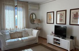 15 dormitorio chalet en Pietrasanta, Italia. 750 000 €