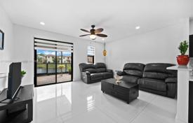 4 dormitorio casa de pueblo 234 m² en Homestead, Estados Unidos. $485 000
