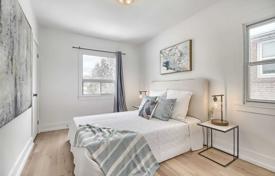 3 dormitorio casa de pueblo en Etobicoke, Canadá. C$1 469 000