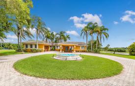 Villa – Miami, Florida, Estados Unidos. 1 876 000 €