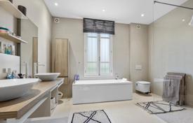 6 dormitorio villa en Juan-les-Pins, Francia. 1 995 000 €
