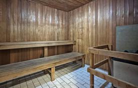 7 dormitorio piso en York, Canadá. C$796 000