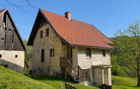 2 dormitorio chalet 106 m² en Idrija, Eslovenia. 679 000 €