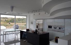 5 dormitorio chalet 423 m² en Larnaca, Chipre. 1 595 000 €