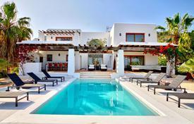 Villa – Ibiza, Islas Baleares, España. 11 000 €  por semana