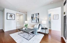6 dormitorio piso en North York, Canadá. C$985 000