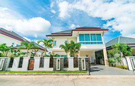 5 dormitorio villa 164 m² en Pattaya, Tailandia. $643 000
