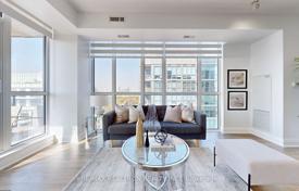 5 dormitorio piso en Etobicoke, Canadá. C$991 000