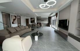 5 dormitorio villa 280 m² en Pattaya, Tailandia. $363 000