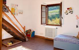 14 dormitorio finca rústica 510 m² en Gaiole In Chianti, Italia. 1 300 000 €