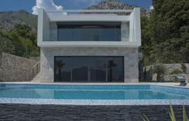 Villa – Strp, Kotor, Montenegro. 1 750 000 €