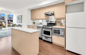 5 dormitorio piso en Old Toronto, Canadá. C$936 000