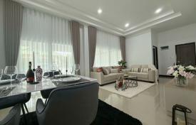 3 dormitorio villa 91 m² en Pattaya, Tailandia. $146 000