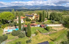 50 dormitorio mansión en Terranuova Bracciolini, Italia. 3 000 000 €