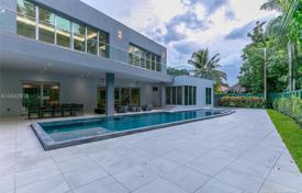 Villa – Miami, Florida, Estados Unidos. $2 999 000