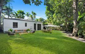 2 dormitorio casa de pueblo 113 m² en Miami, Estados Unidos. $750 000